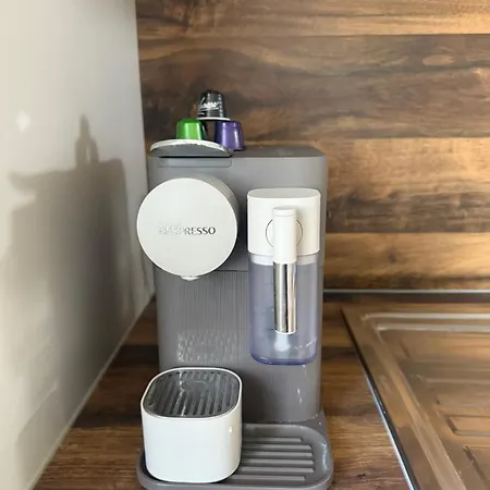 Big With Garden Apartment