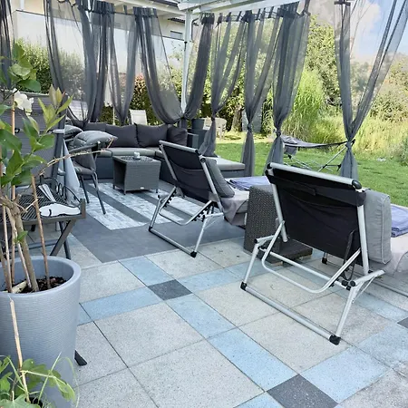 Apartment Big With Garden