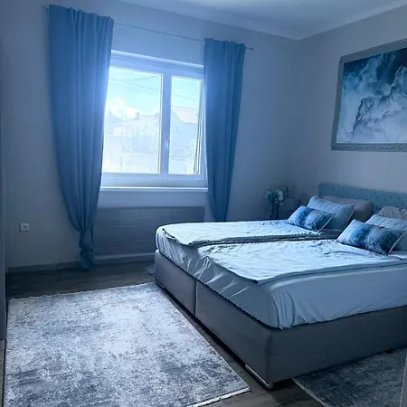 Apartment Big With Garden *