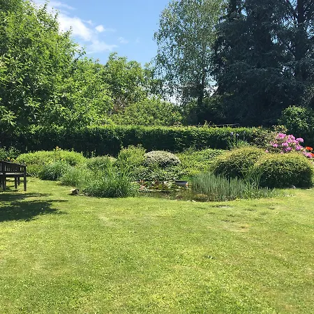 Apartment Big With Garden Klagenfurt am Woerthersee