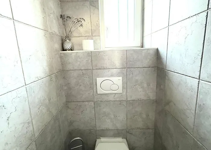 Apartment Big With Garden