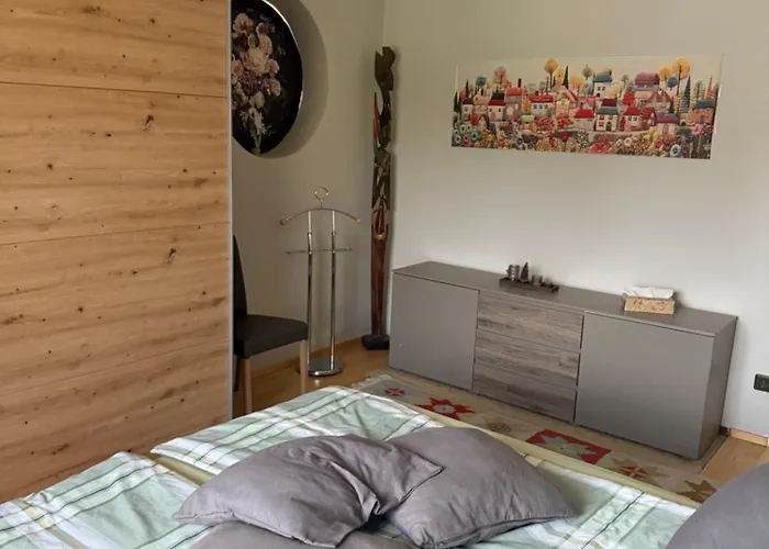 Big With Garden Apartment *