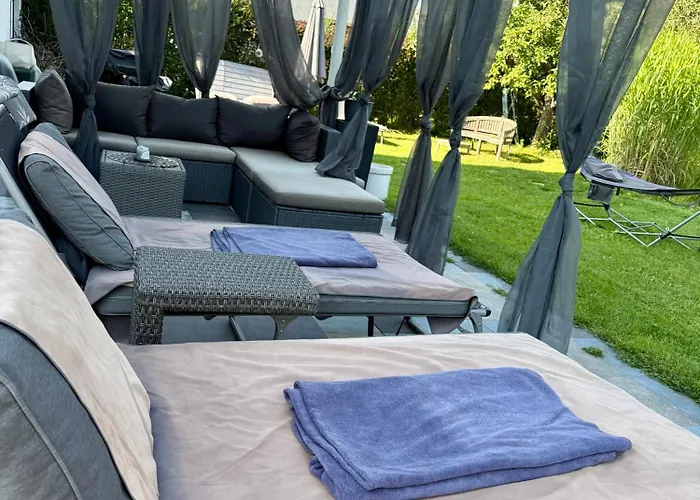 Apartment Big With Garden