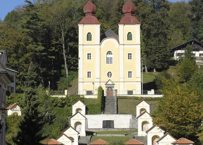 Big With Garden Apartment *